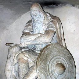 Photo of sculpture of a Norse warrior